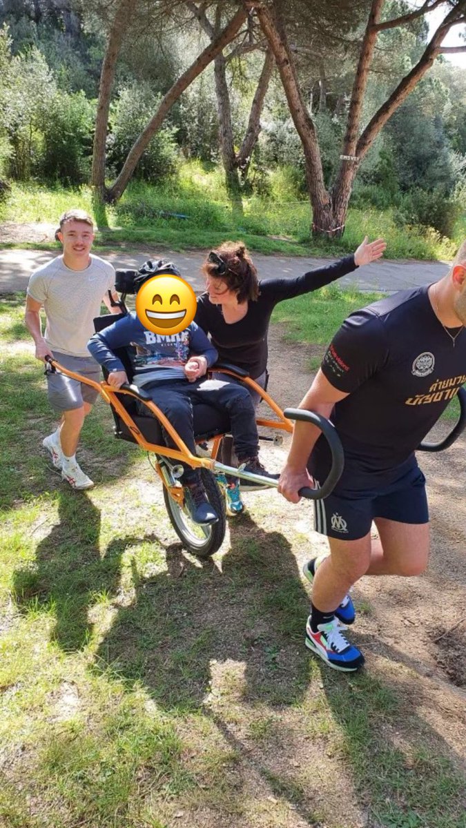 L’unité jardin d’enfants a organisé une matinée découverte de la joëlette pour le plus grand plaisir des participants.
Ce projet a pu se mettre en œuvre grâce au partenariat établit avec l’association <a href="/ChacunPour/">TousPourChacun</a>  facebook.com/18158976920279…