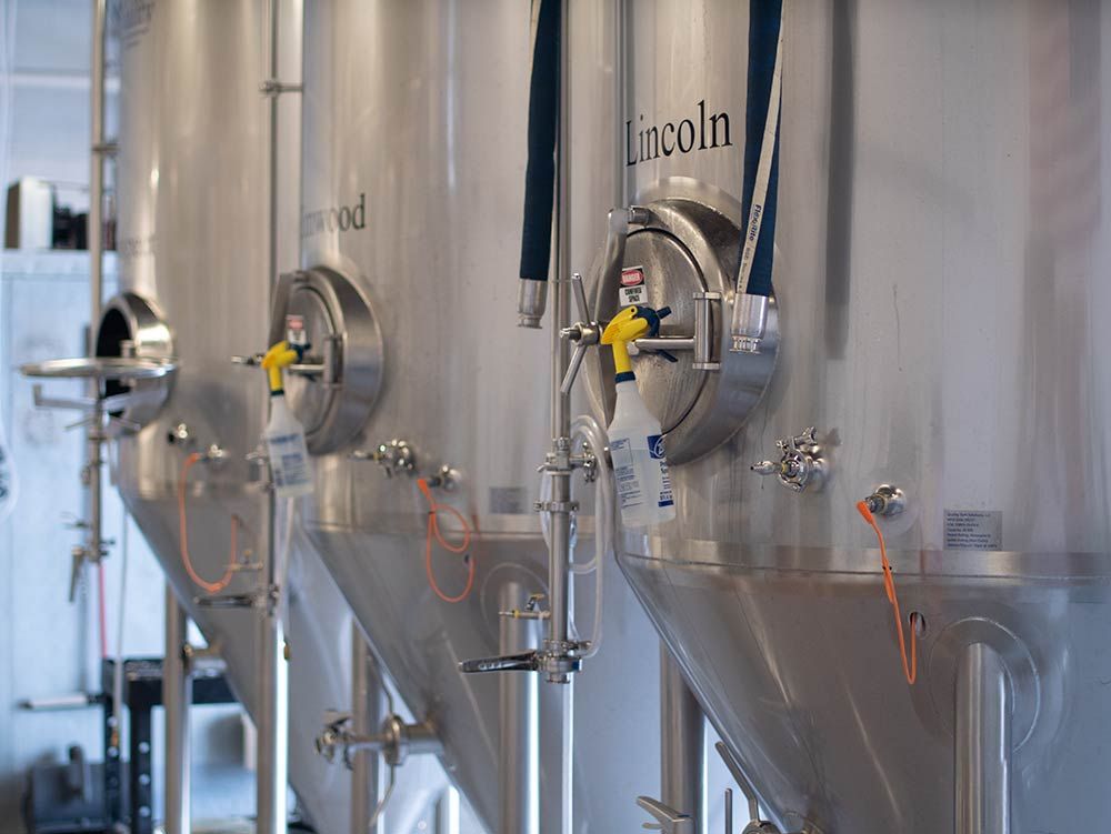 WisconsinSBDC's tweet photo. What started as beer brewed in Zach Clark and Ian Wegner's basement has evolved into @fifthwardbeer! 

In their 2nd year, a partnership formed with @UWOSBDC who helped the #smallbiz w. networking, financial projections and obtaining investors. https://t.co/IkCMfOtbwk #witrep 🍻 https://t.co/O7H78r3Xxj