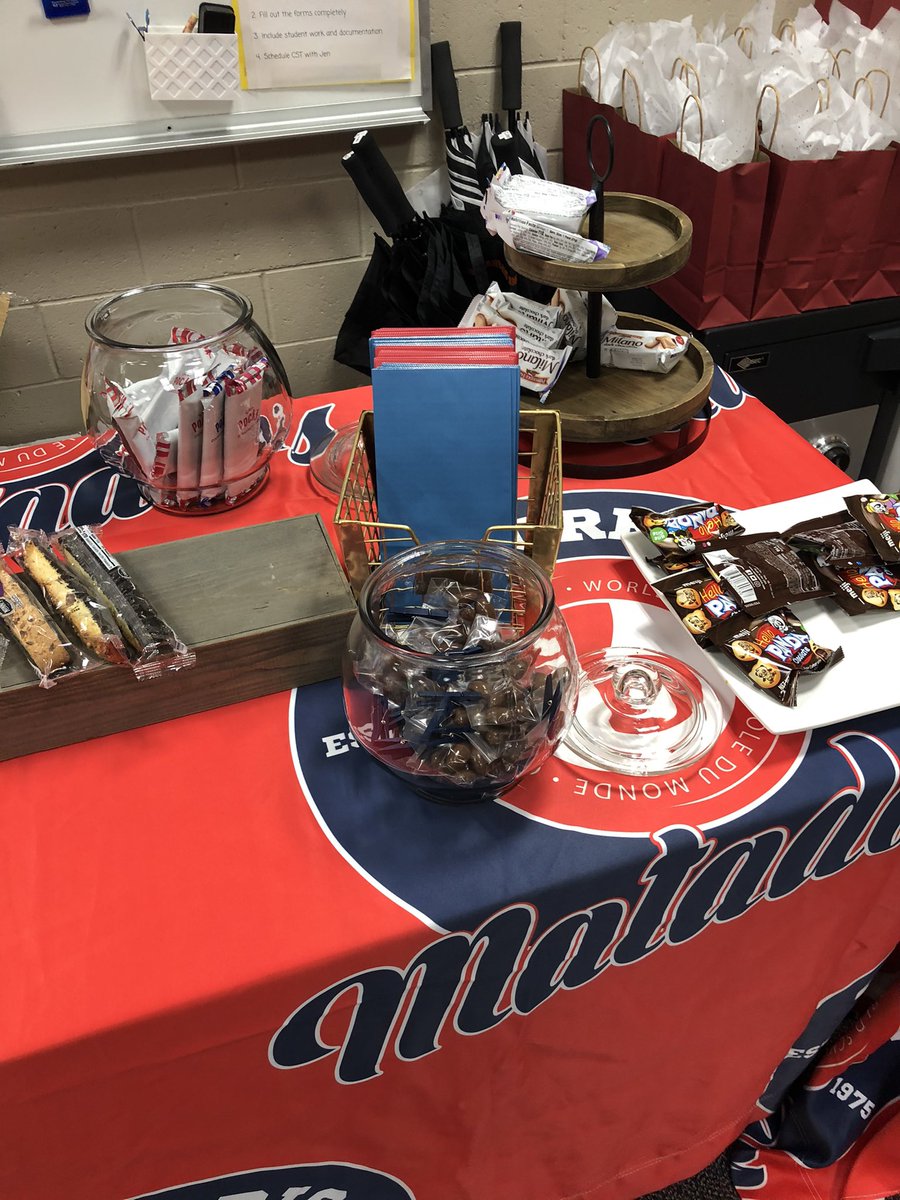 Who doesn’t love chocolate?!! #thankyouCJMCC for booking us up!!  We love it!!!