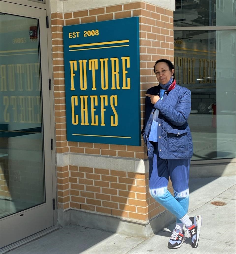 Future Chefs (@futurechefs) on Twitter photo Excited to give Chef Elle Simone a tour of our new space, where young people will begin preparing for their future careers! #openingdoors Excited to give Chef Elle Simone a tour of our new space, where young people will begin preparing for their future careers! #openingdoors