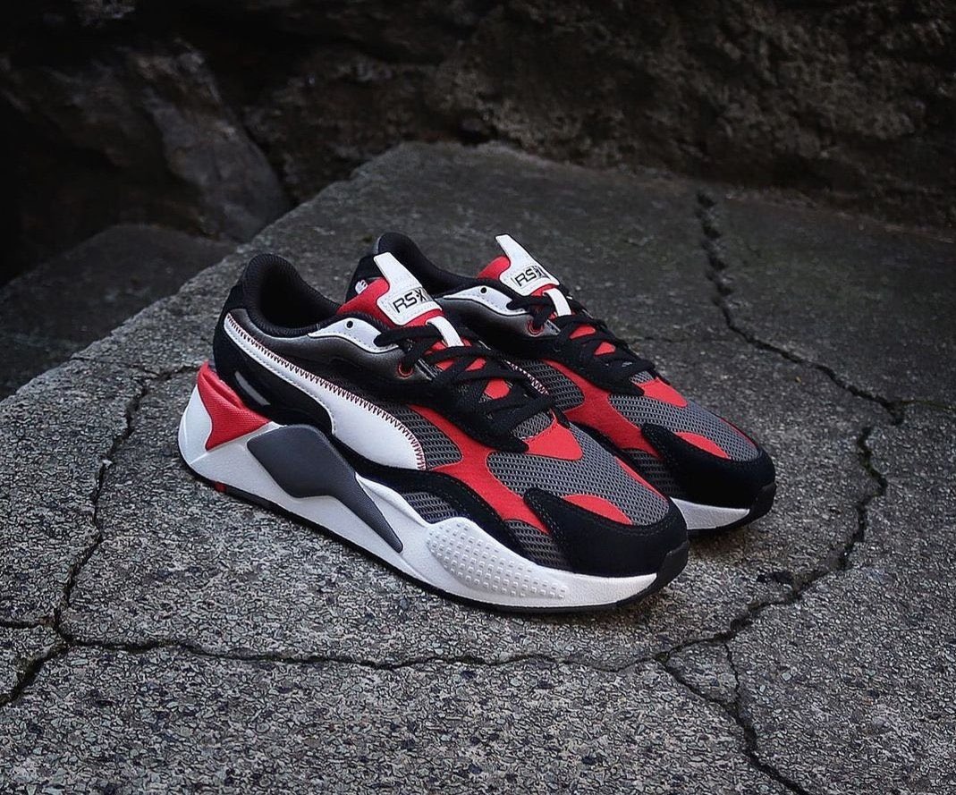 twitter sneaker deals