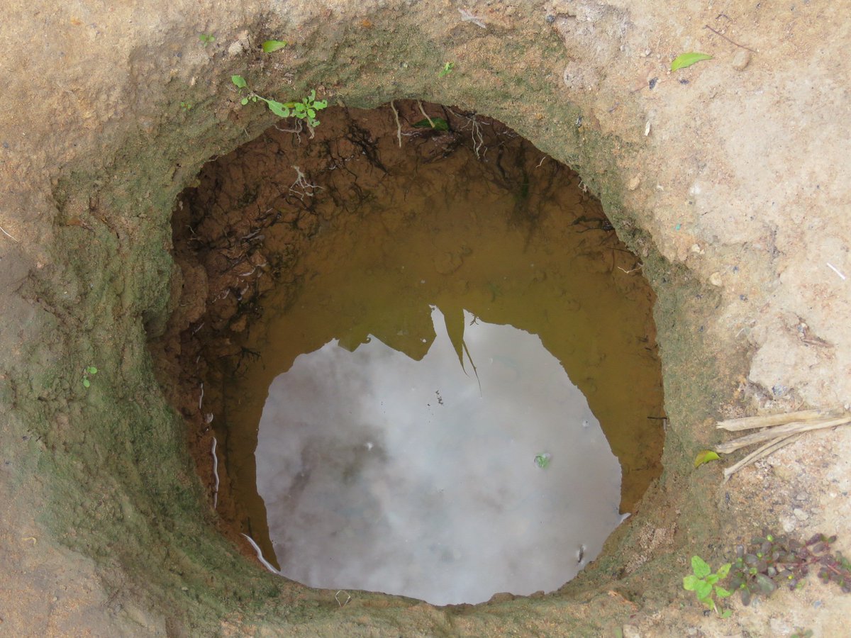 Tanzania has a lot of Fresh Water 💧, this is 2Feets depth local Well, Full in every 30 - 45 minutes, Salty Free, drinkable when treated. It Just need Little modification and investment to protect it during dry seasons and save it form solid waste. #valuingwater #Water2Me #Dodoma