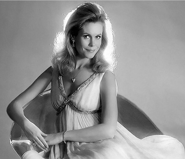 Happy birthday to Elizabeth Montgomery, my favourite childhood actress. 