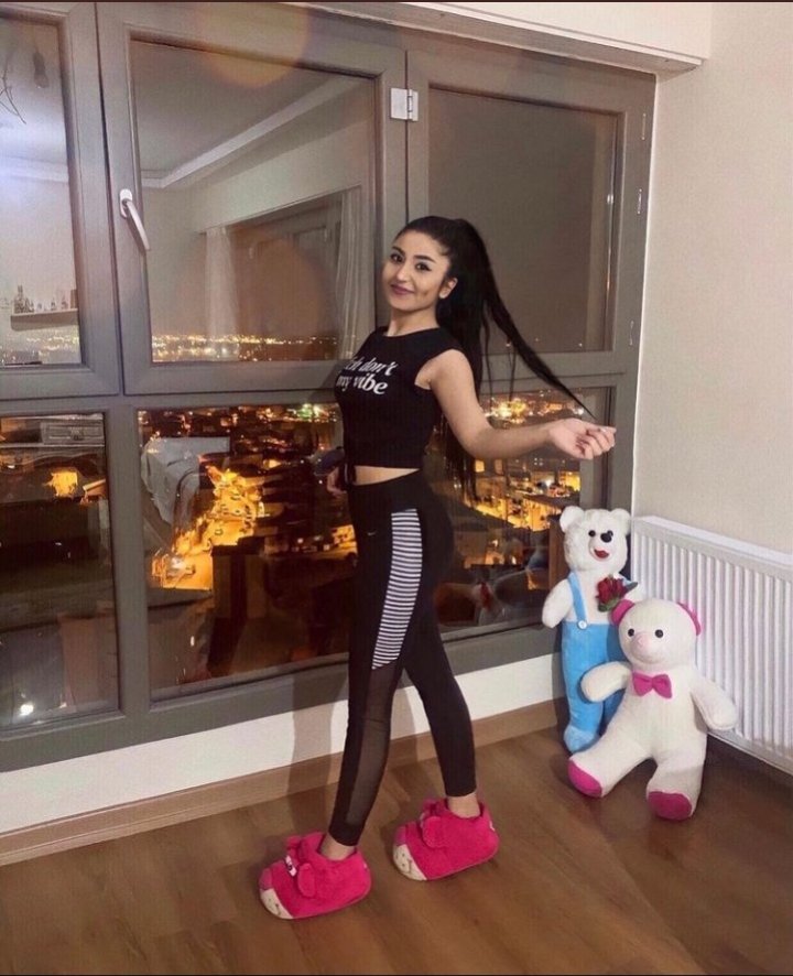 Gamzee65440519's tweet photo. Merhabaa canlarim ben ❣️ GamzE❣️ yerim yok canimm ben geliyorum bana konum atmanız yeterli🥃 arayın veya mesaj atmanız yeterli https://t.co/5UcwqFLIoT #kolej #esat #eryaman #sincam #ayrancı #cankayaesc https://t.co/dzxFRN0T7E