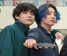 princessdontlie's tweet photo. #Taekook 4ever ! 💜
Festa na taekooklandia
Run BTS @BTS_twt
#vkook #kookv #TAEHYUNG #JUNGKOOK #RUNBTSEP137
Jk de blue hair 💙 Taekook sorrindo, Taetae todo pitico com a linguinha de fora 🥺 Taekook agarradinhos, Taekook no mundinhos deles aaa esse é muito o meu momento ❤❤ https://t.co/XxDSfVx6ZD