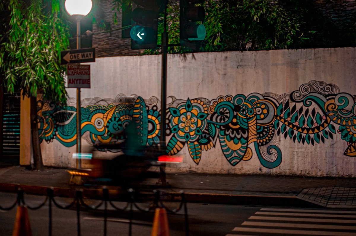 Night Ride.

#nightphotography #nightstreetphotography #streetphotography #nikond5000 #nikkor35mm #lifeisstreet #streetpictures #nightstreet #graffiti #graffitiart #Makati #Philippines #photooftheday #photography #photographer #freelancephotographer #freelancephotography #art