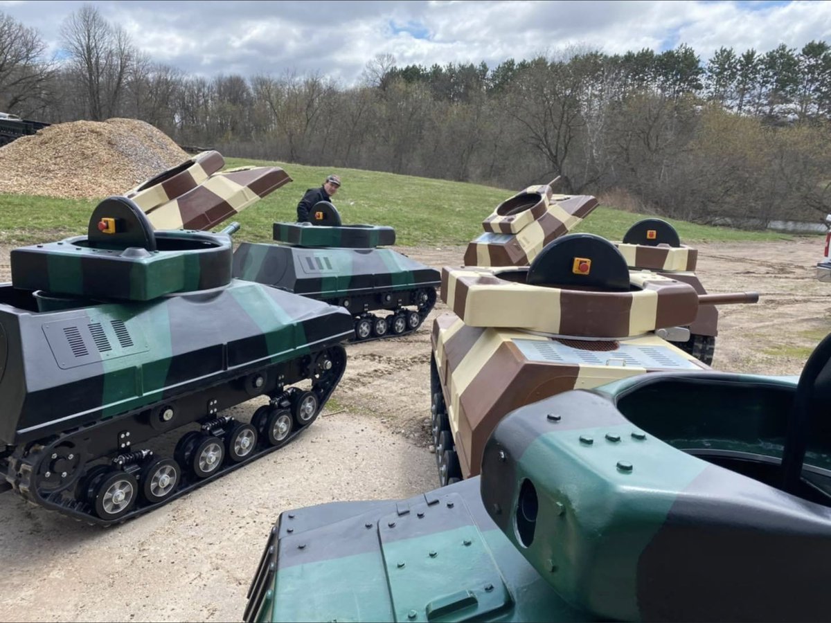 リアル戦車道だ アメリカでは自作戦車でサバイバルゲームをする ペイントボールタンク なる遊びが開発されていた Togetter リアル戦車道だ アメリカでは自作戦車でサバイバルゲームをする ペイントボールタンク なる遊びが開発されていた Togetter