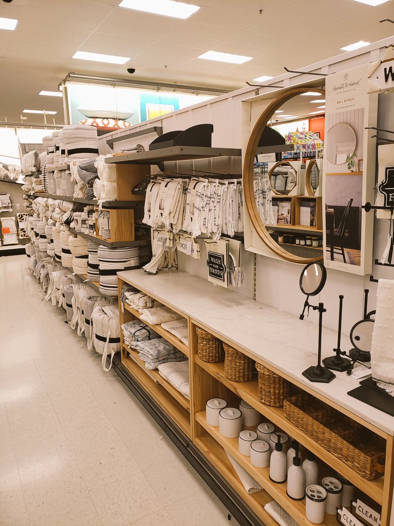 Rosi@target (@rosi10749499) on Twitter photo VM Kari and DBO Jimmy really putting the guest in guest ready. @jbellomo23 <a href="/Summer_K_W/">Summer Hickok</a> <a href="/JameelTarget1/">Jameel@Target</a> <a href="/Ukaplan_TGT/">Ufuoma K</a> @kelseysoenen VM Kari and DBO Jimmy really putting the guest in guest ready. @jbellomo23 <a href="/Summer_K_W/">Summer Hickok</a> <a href="/JameelTarget1/">Jameel@Target</a> <a href="/Ukaplan_TGT/">Ufuoma K</a> @kelseysoenen