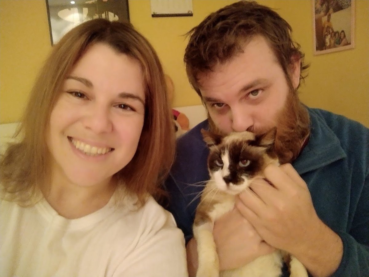 PandoraThalassa's tweet image. Bueno, familia, pues ya es oficial: Pipo se queda con nosotros.