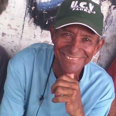 RichardTorrealb's tweet photo. En el 2004 se retira definitivamente de toda actividad. Alejandro Matos fue un jinete trabajador, eficiente, perseverante, que le toco varias veces sobreponerse a situaciones adversas tipicas del oficio que escogió, y que a pesar que no recibió las oportunidades que merecía logró https://t.co/nz1nOIxyRV