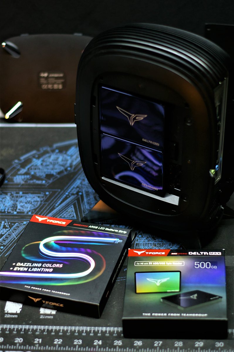 InWin's tweet image. 🎼We can see your halo, balo, halo!!! 😇#Tpbmods's #InWin B1 #CaseMod transforms this #HTPC build, dubbed Project Balo, into something angelic! 😍