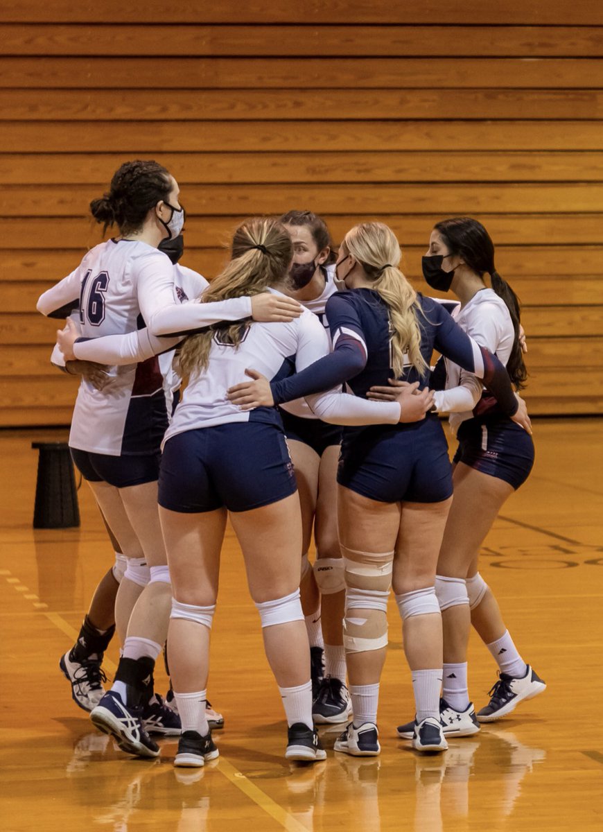 FDUVolleyball's tweet photo. Today Devils VB take on Widener Lions in Chester, Pennsylvania. Tune in to our live stream attached below to watch us play @5pm and another match at @7pm! #GoDevs #heatsrising #HornsUp #fdudevils 🏐🤘🏽💙❤️ https://t.co/aMcgWLXy7G