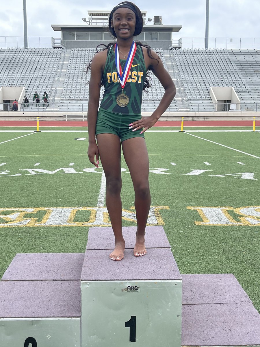 KLEIN FOREST LADY GOLDEN EAGLES TRACK & FIELD tweet media