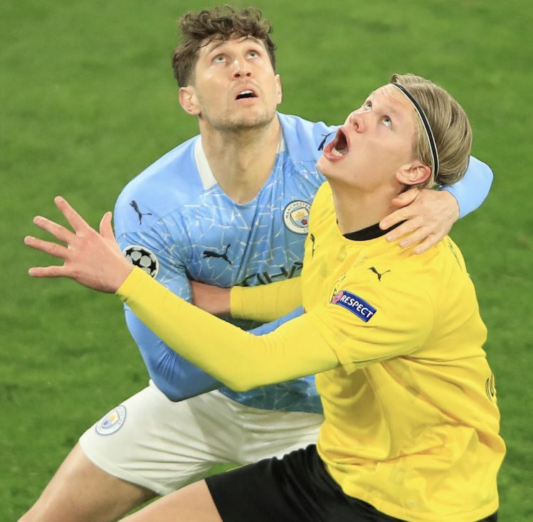 cm0102legends's tweet photo. When the postman lobs Tsigalko work permit decision in the air #cm0102 https://t.co/XCO7oH5vWw