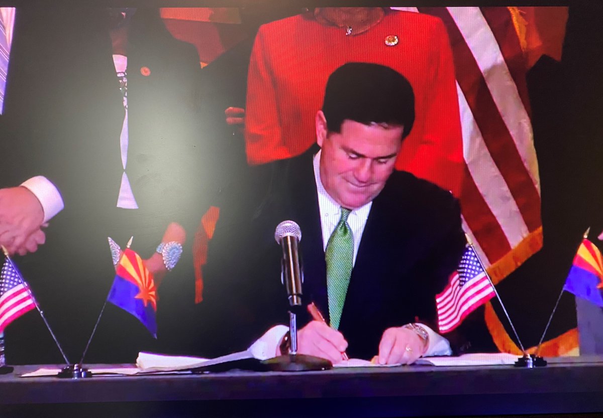 BFawkes22's tweet photo. Arizona has now officially legalized sports betting, becoming U.S. state No. 27 to do so, and the third in 2021. https://t.co/OPo8oMmvJF