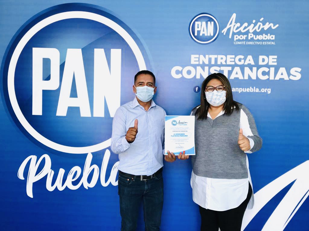 Gracias a los panistas y a la confianza de nuestro presidente nacional Marko Cortés, estatal Genoveva Huerta y del delegado José Luis Ovando Patrón del Partido Acción Nacional  por la entrega de la constancia que acredita la candidatura a Presidente Municipal.
