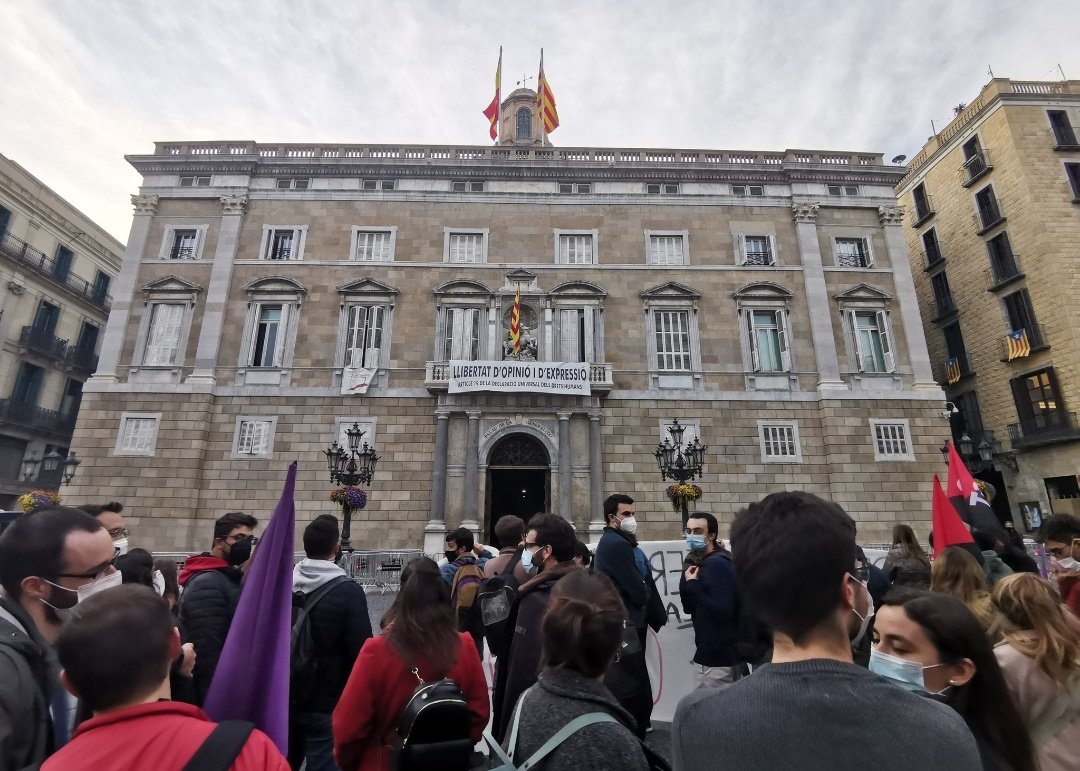 FPU investiga tweet media