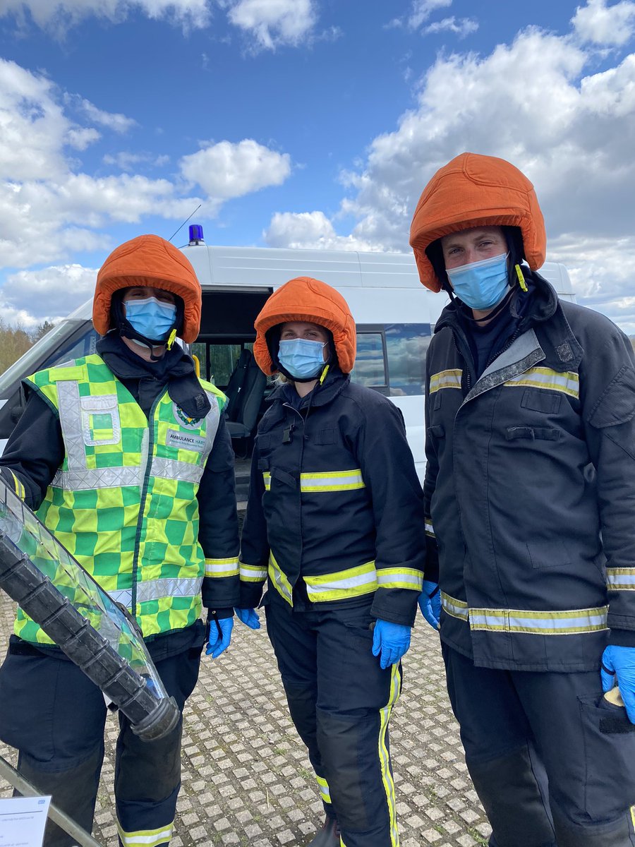 NHSR_EKU's tweet photo. Nearly at the end of week one @FSCmoreton and the delegates are still smiling! It’s been their first introduction to working in smoke today, forcing them to put into practice safe movement and effective communication, let’s see what tomorrow brings! https://t.co/N9KMq9qaxr