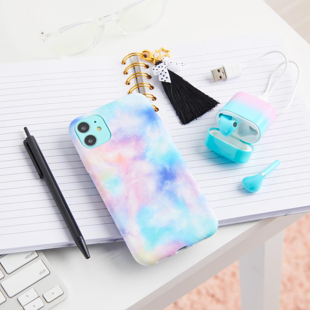 Post on Instagram, respond to texts, and FaceTime in style with our new pastel phone cases and wireless earbuds! 💕 #PartyStartsAtICING