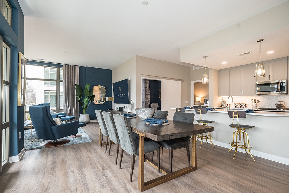 roseland_res's tweet photo. Luxury apartment homes at @uptonshorthills feature bright and open floorplans with top of the line finishes and features tucked away in one of New Jersey's most prestigious neighborhoods. https://t.co/yWblb5UZMs