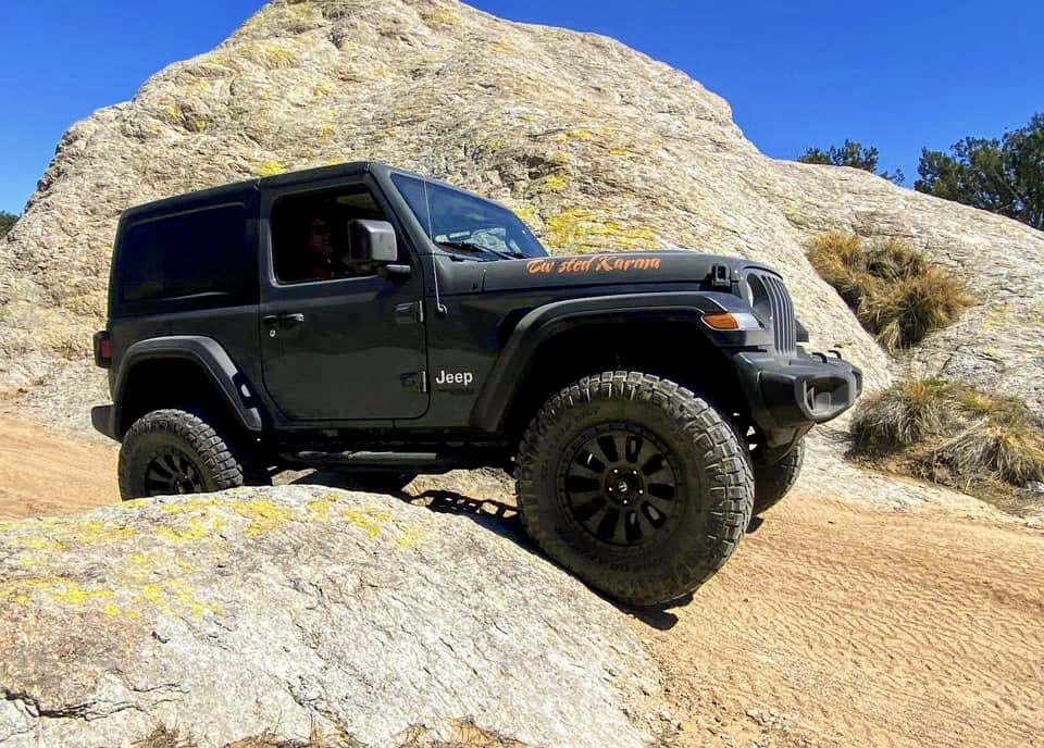 liftedtrucks's tweet photo. @liftedtrucksaz customer, Teresa, putting her new #Jeep to good use! Get yours at https://t.co/llu8u3uixT #WeLoveOurCustomers #DrivingAdventure ๐
#jeepwrangler #notstuck #backcountry #stocksucks #optoutside #explorearizona #theliftshop #offroading #az #jeepgirl #strongwomen https://t.co/wX7NB1BBLD