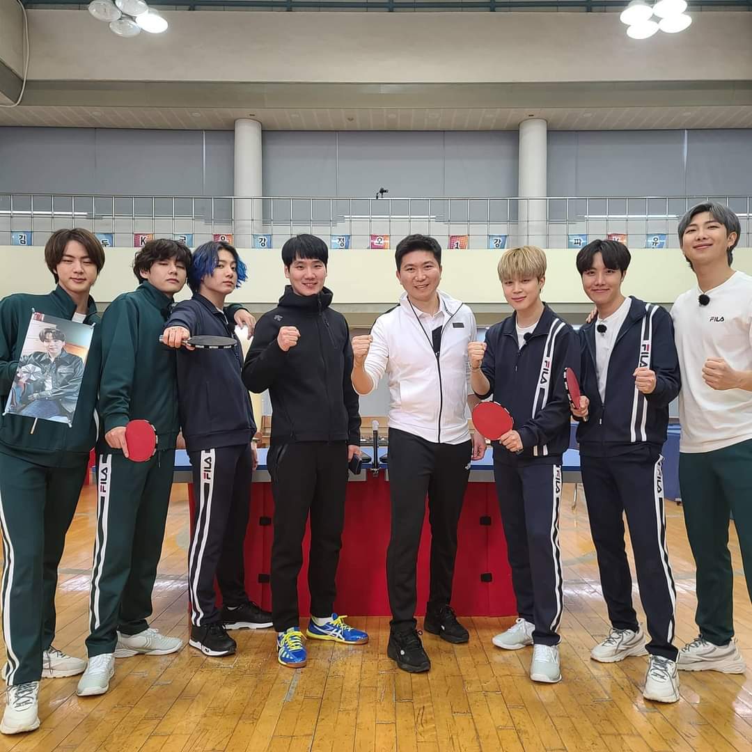 EzCfkiqW8AY_wwp?format=jpg&name=medium