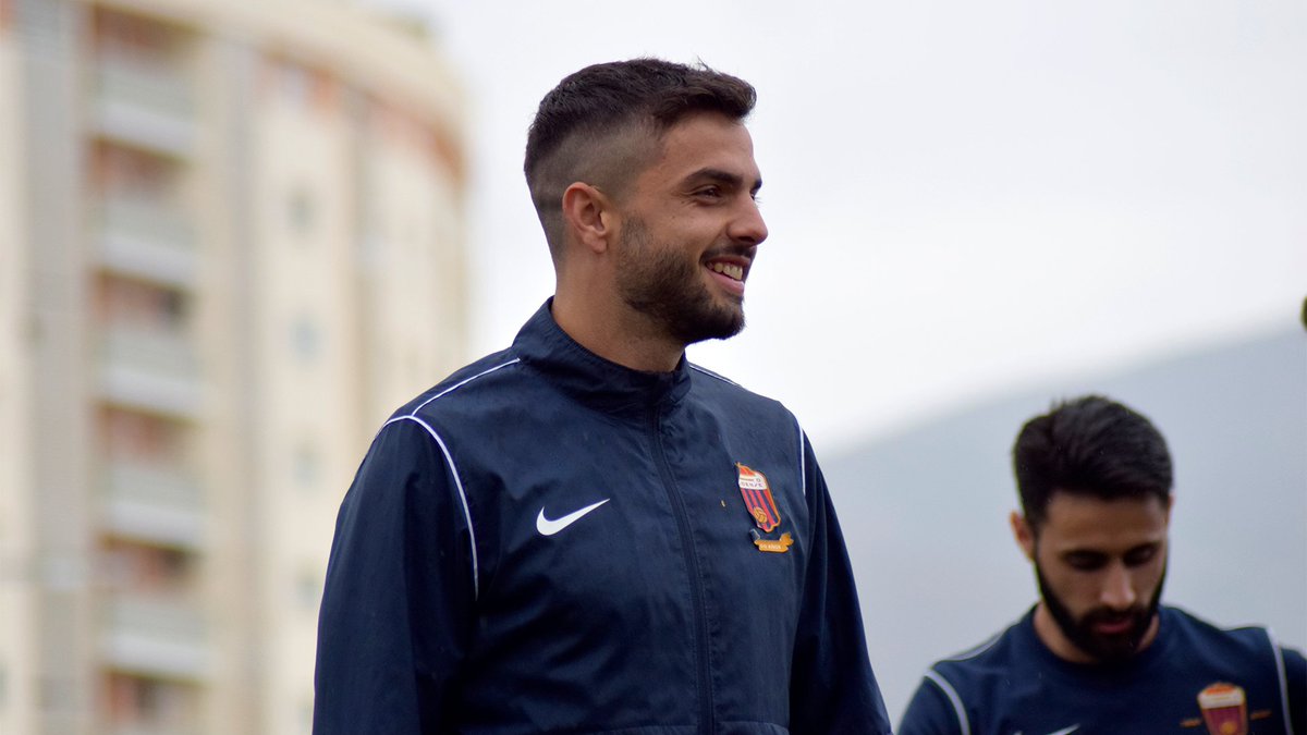 👉A entrenar hay que venir siempre con una sonrisa😄

Penúltima sesión en el 'Nuevo Pepico Amat'🏟 finalizada✅

📲finetwork.com

#AupaDeportivo ❤️💙