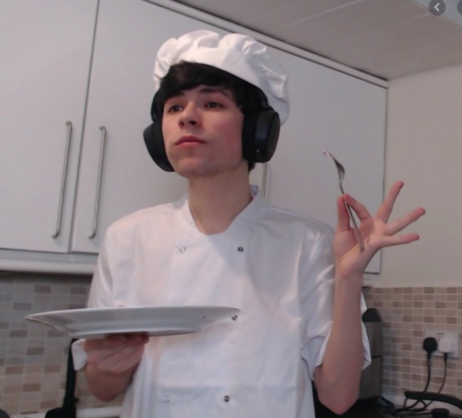 youremissingbot's tweet photo. You're missing chef George! https://t.co/vfyF3iXi06