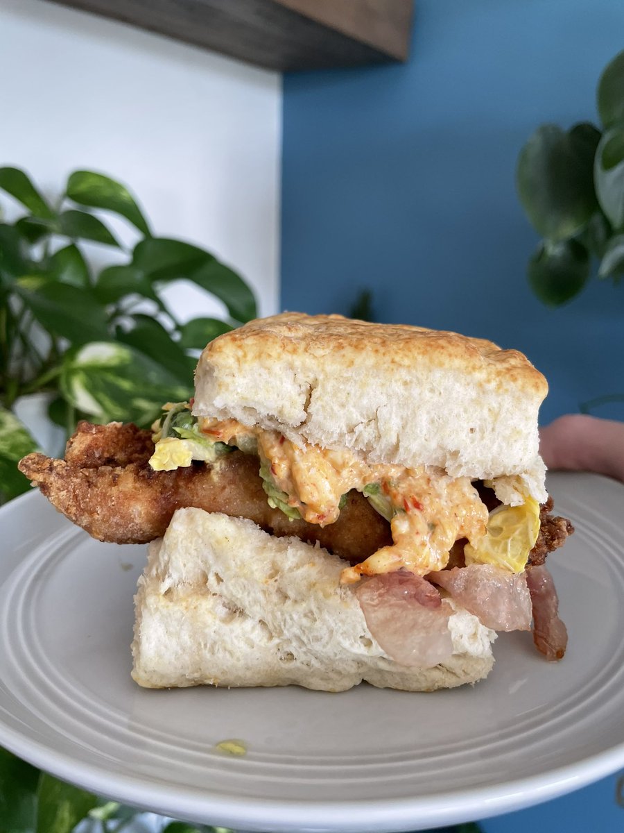 lteaches202's tweet photo. Spring break and I finally had the chance to check out my friends new restaurant Preservation Biscuit Co. in Falls Church and yeah, you should go too: https://t.co/YQVaifLFyS
