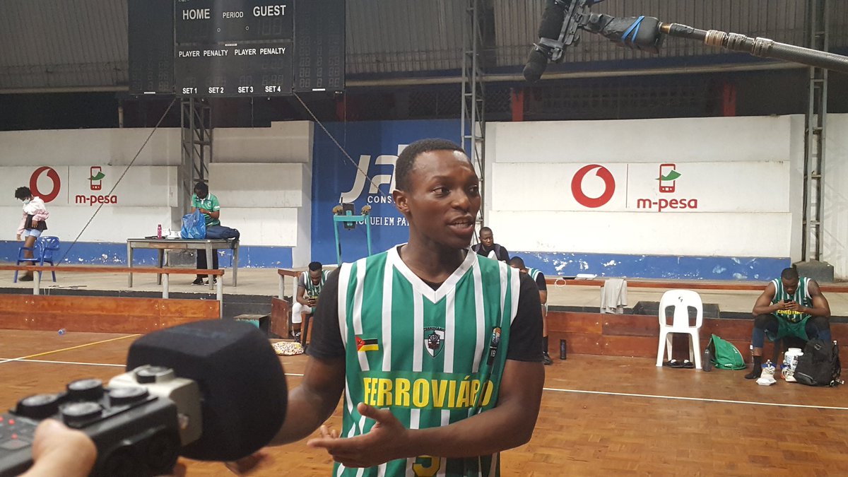 #Trabalho e trabalho