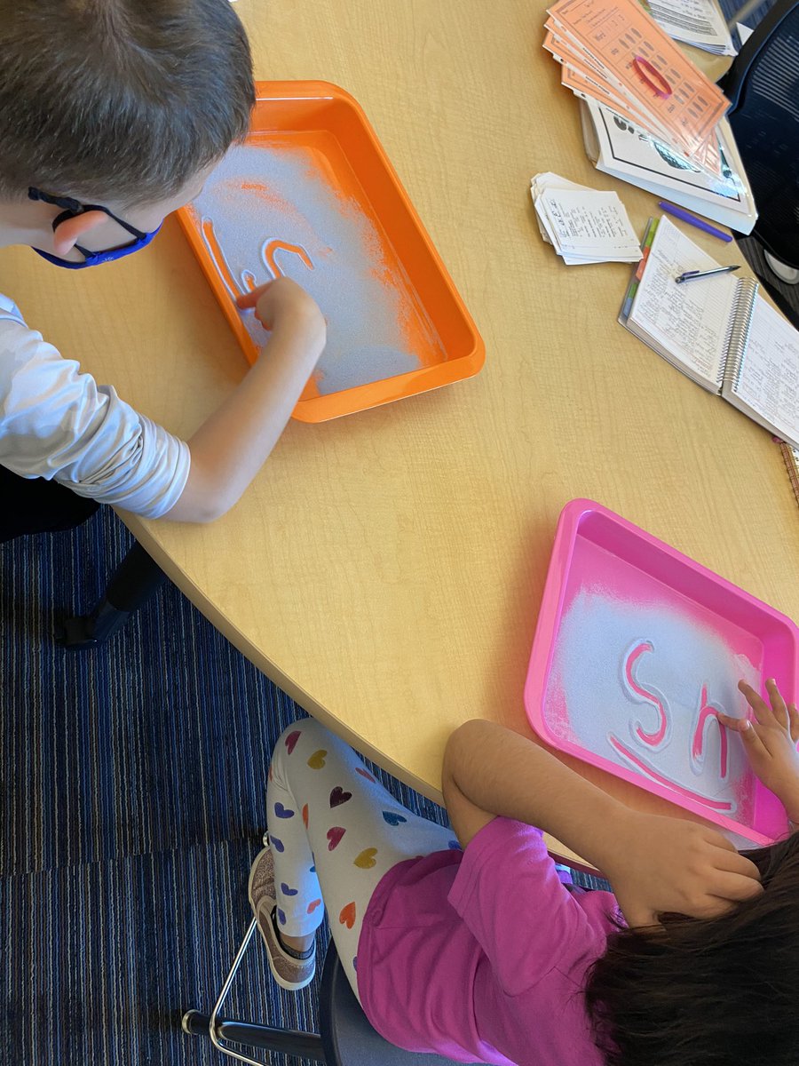 Lauren Burns tweet media