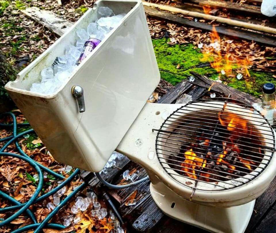MG44Graf's tweet photo. @tinhornfacts The Tinhorn flats complete health code violations survival kit #Tinhornflats #Burkank #COVID19 #WearAMask #HealthCodeViolations https://t.co/rI8aGRQ4us