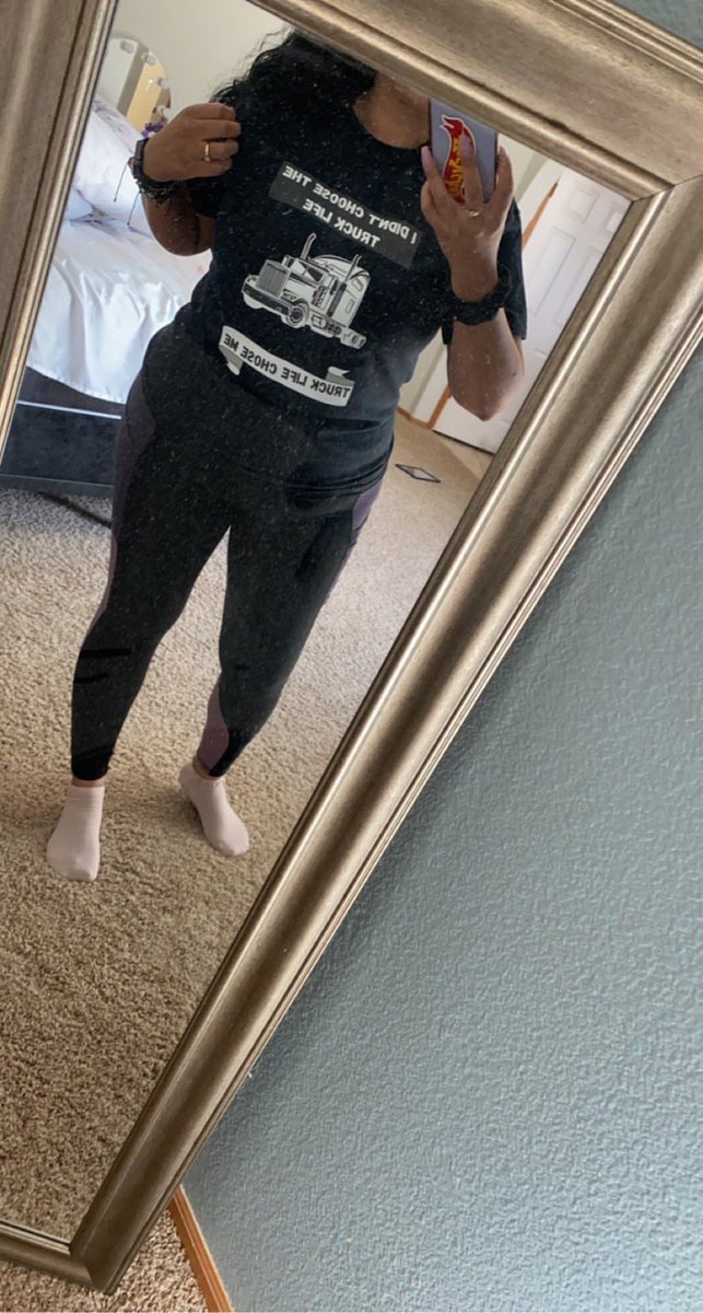 DreaDaBombCo's tweet photo. I didn’t choose the truck life, truck life chose me, designed by me🖤🤍 #customdesign #creativebusiness #smallbusiness #etsyshop https://t.co/P36HCTLebd