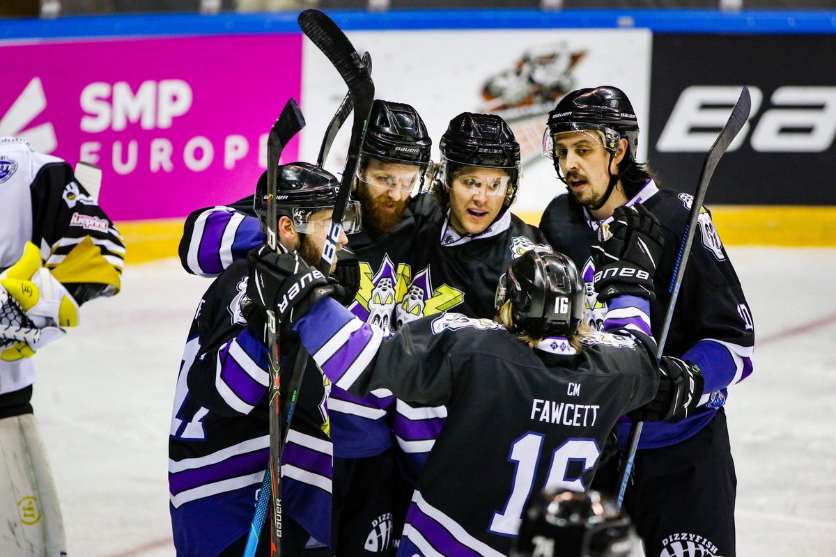 Mcr_Storm's tweet photo. ELITE SERIES | LAST CALL TO WIN A #STORMRETRO JERSEY TONIGHT! ⛈️

Winner drawn 22:00! 👇

➡️🎟️ https://t.co/Zc6gnfqcDn

#WeAreStorm | #Manchester https://t.co/1v97VwfFYX