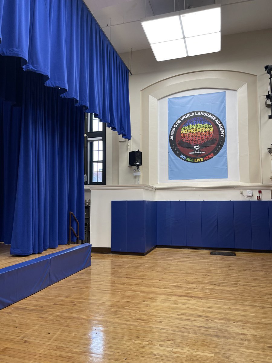 OtisSchool's tweet photo. Great things are happening! We have new curtains and our updated sign is up! Thank you to our LSC and @wealllivehere for making this happen! ¡Están sucediendo grandes cosas! ¡Tenemos cortinas nuevas y nuestro cartel actualizado está listo! ¡Gracias a nuestro LSC! @CPSNetwork6 https://t.co/5x2aYE9aIX