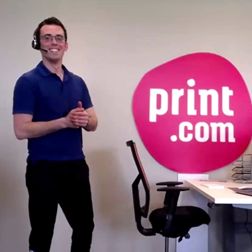 1e van 3 online sessies op locatie gegeven bij <a href="/PrintdotcomNL/">Print.com Nederland</a> om de medewerkers fit te houden. Oa info over instellen en omgaan met de werkplek, maar ook oefeningen doen om de belastbaarheid te vergroten. Doel klachten verminderen&amp;voorkomen. #deventer #mkb #fysioophetwerk #fysio