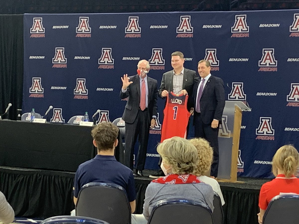 Welcome to McKale, Coach! @APlayersProgram 🐻⬇️