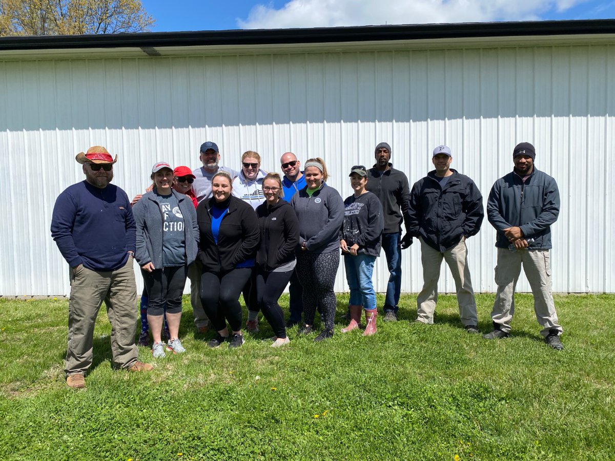 FBI Louisville is thankful for the opportunity to give back to the community in a different way! We enjoyed our time  volunteering with <a href="/GildasClubKY/">Gilda's Club Kentuckiana</a> and <a href="/kyhumane/">KY Humane Society</a>'s Willow Hope Farm. Thank you to <a href="/MetroUnitedWay/">Metro United Way</a> for hosting us as part of <a href="/GiveADayLou/">Give A Day</a>. #MyGiveADay