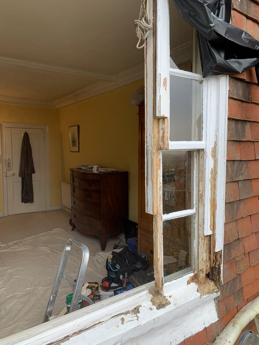 all_things_sash's tweet image. I have to be honest, there was a point where I didn’t think I was going to be able to rebuild this window on a Grade 2 listed property in Lewes! Without Repair Care it wouldn’t have happened @repaircareuk #repairnotreplace #timberrepair #resinrepair #sashwindowrepair