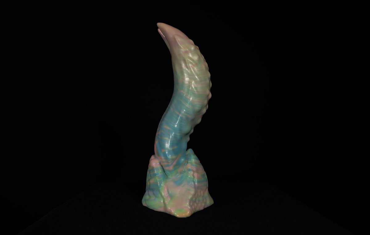 concocktionsllc's tweet photo. New and improved large Gila in beautiful neon pastels! The Gila, inspired by MHW Pukei-Pukei, features a long forked tongue erecting from it's reptilian mouth. I designed the scales on the mouth to match the pattern of a venomous snake head.
#nsfw #pukeipukei #MonsterHunter https://t.co/O1mMGTbIH4