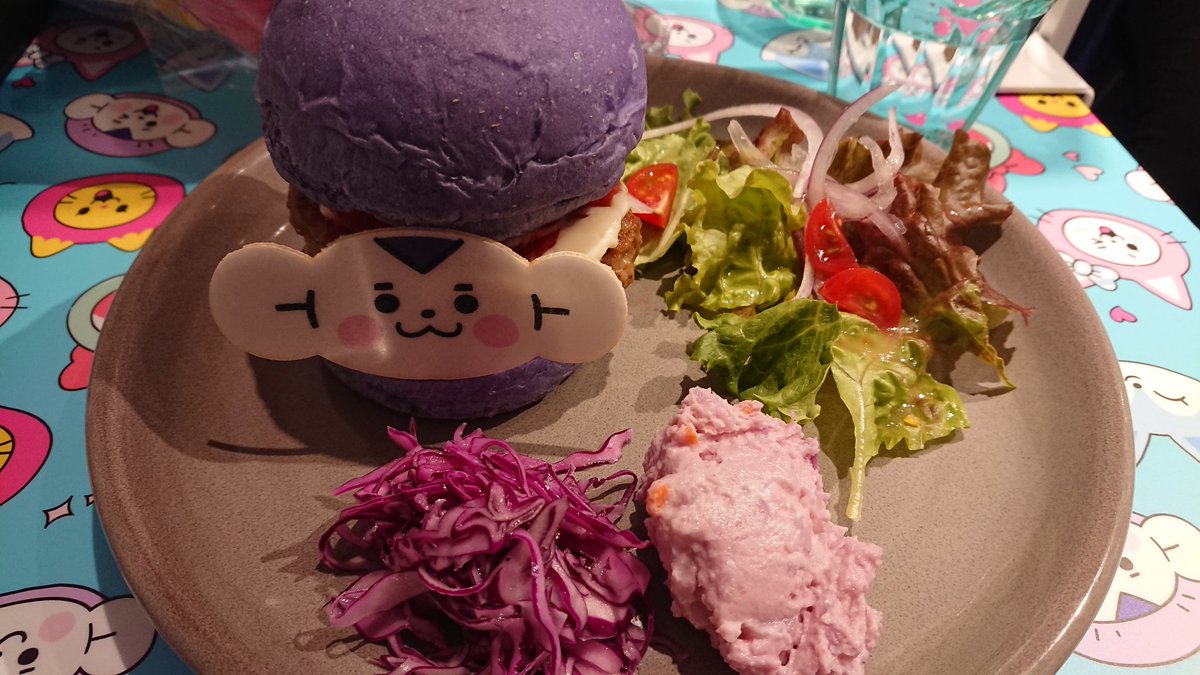 space91's tweet photo. WDZYカフェ最高でした
It was sowonderful time with mdzy!!
#ITZY
#WDZY
#WDZYcafe https://t.co/tXDuDIWMWF