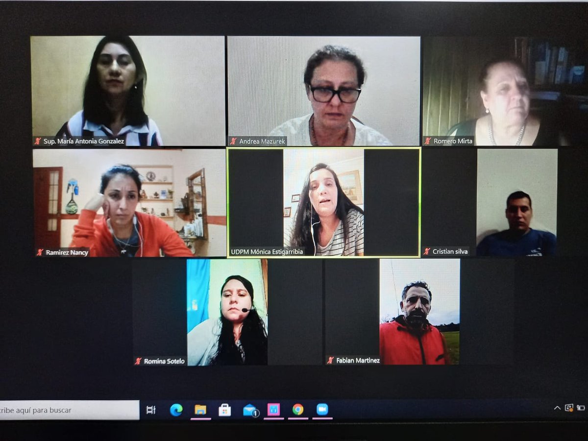 mestigarribia's tweet photo. Seguimos organizando las actividades del #PROPACyT 2021, hoy reunidos con los coordinadores zonales del departamento Candelaria. Grandes profesionales comprometidos con la educación misionera 💪
@cjdechat @grillo141 @linares_cielo @jalbertogalarza @fabianchilipank https://t.co/rgz2wtT62r