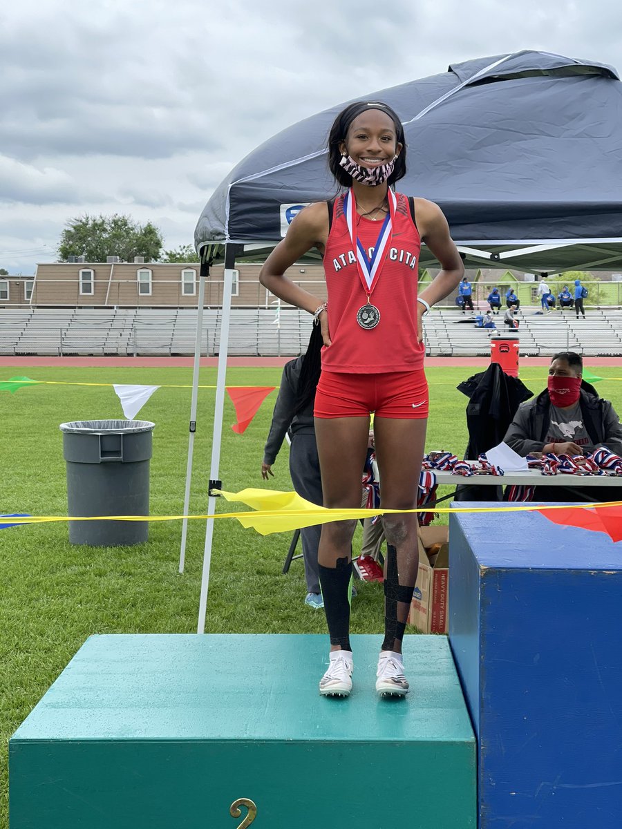 AHS_GirlsTrack's tweet photo. Congrats to Kennedy Jacquet!!! She placed 2nd in the Triple Jump! #headedtoregionals @HumbleISD_Ath @HumbleISD_AHS https://t.co/pZuViEeKDw