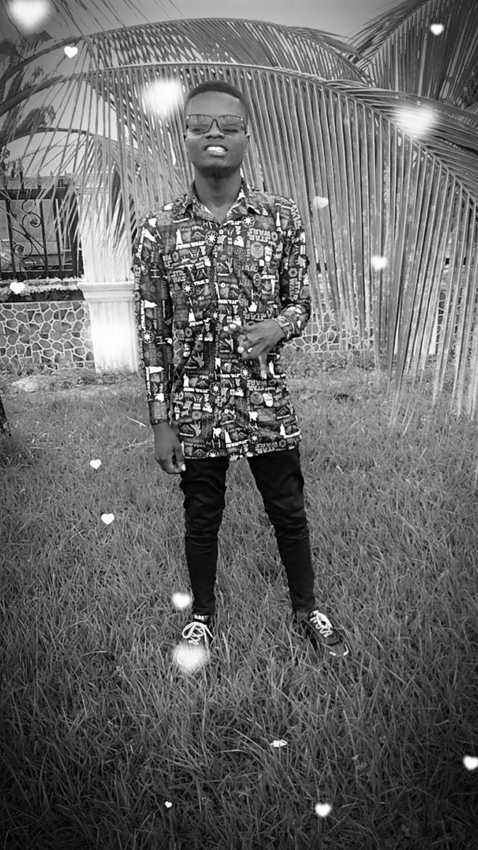 Vil_tha_saint's tweet image. Happy birthday to my own!
It's another phase of life with more accomplishments.
So enjoy every moment of it blaad @ryshurzz 
#April15th
#RyshurzzKootyoor
#ComputerGuru
#Rapper