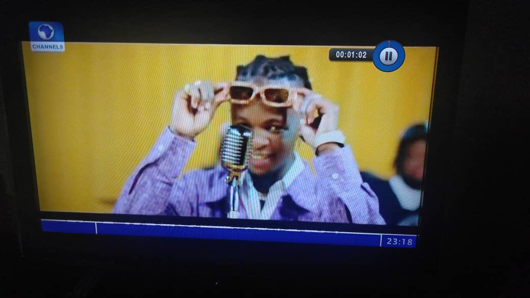 LookingForMide's tweet photo. Laycon on Channels Tvπ₯Ίπ₯Ίπ»π»My boy is doing great exploit and going placesππΎππΎ
FFM The Video
#FFMVisualsOutNow https://t.co/YJGLIsA59t