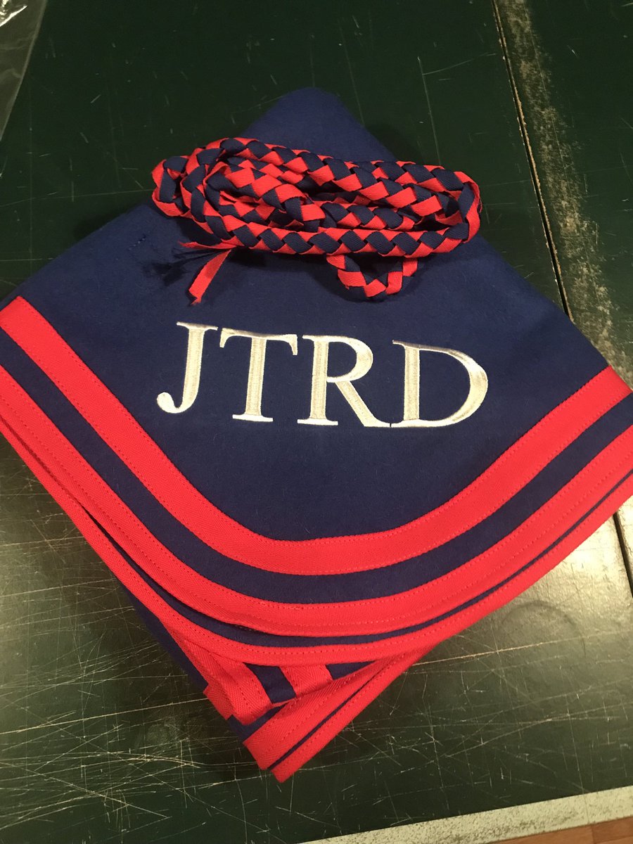 I think today’s win is down to our branded rugs - every trainer we make them for has a winner ! #getyoursheets! ⁦<a href="/DreaperRacing/">DreaperRacing</a>⁩