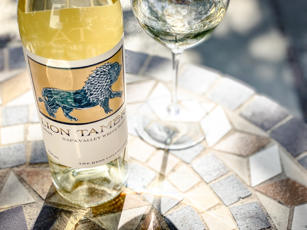 This winery-exclusive blend from @lionsheadwines collection is a beautiful combination of Pinot Gris, Albariño and Grüner Veltliner. Cheers to spring with a special offer now through April 26th. Enjoy 20% savings and $10 shipping on 6+ bottles. Shop now: bit.ly/2QtKvnN