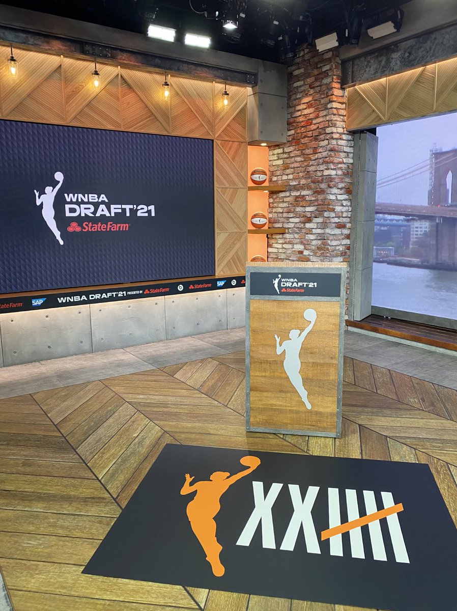 WNBA tweet media