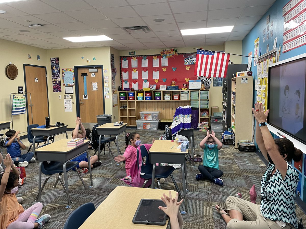 Castleview First Grade tweet media