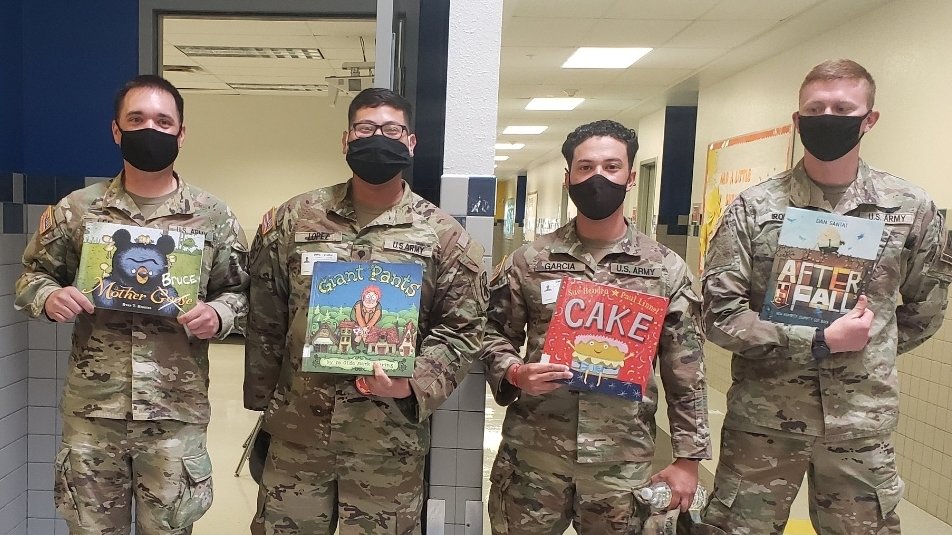 HValverde_DWS's tweet photo. Ft. Bliss troops, monitors, staff, teachers, counselors, students, &amp; leadership, came together to share a message of appreciation for our military kids on their special #PurpleUpDay at Desert Wind! 
@SocorroISD #TeamSISD @DW_K8S #MonthoftheMilitaryChild #PurpleUp @BMorales_DWS https://t.co/3nhkcBvVAF